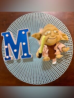 7" Lucasfilm STAR WARS Yoda Plush Doll with Green Light Saber